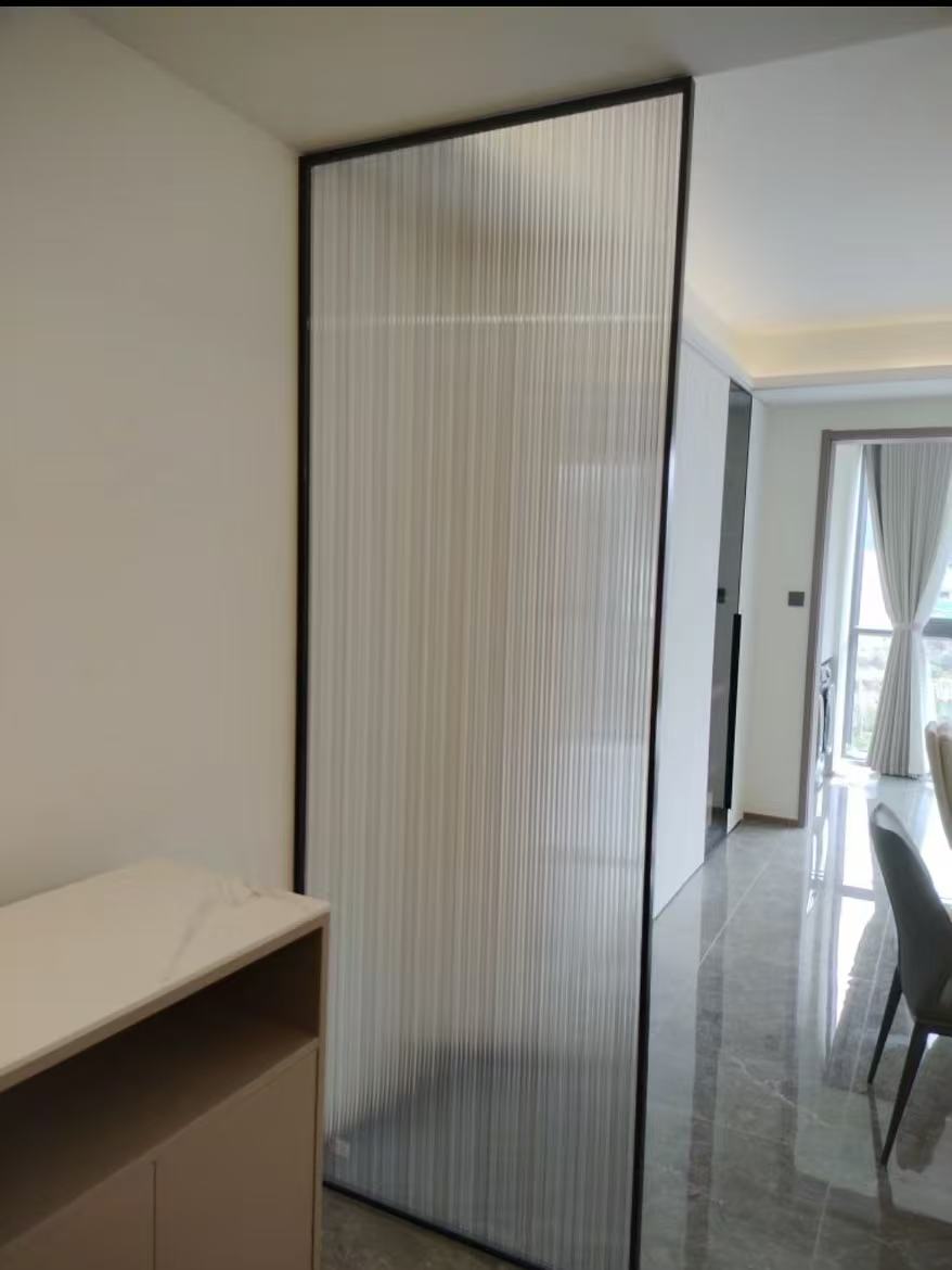 可定制夹丝玻璃