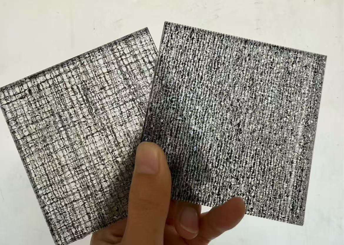 可定制夹丝玻璃